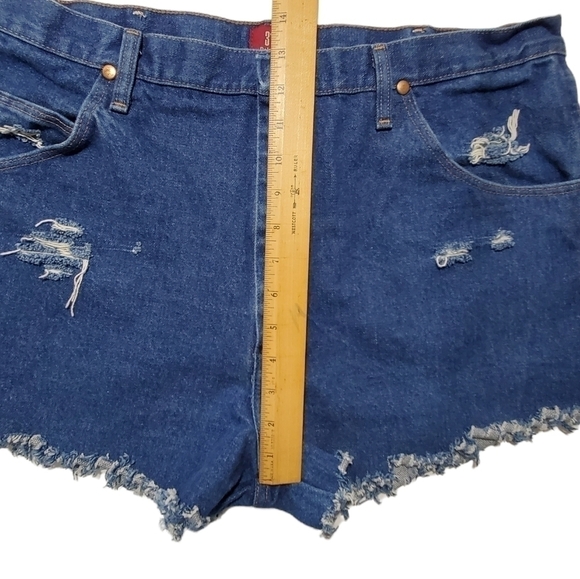 Reworked cut off Wrangler mens jean shorts highrise highwaisted ripped frayed - Picture 5 of 13